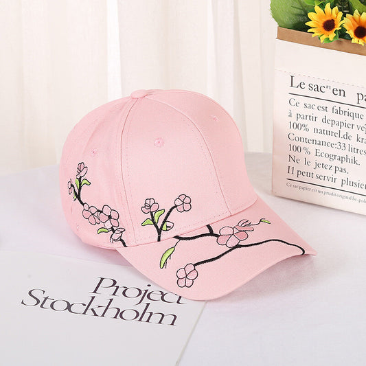 Gorra tipo Baseball con Bordados de Flores